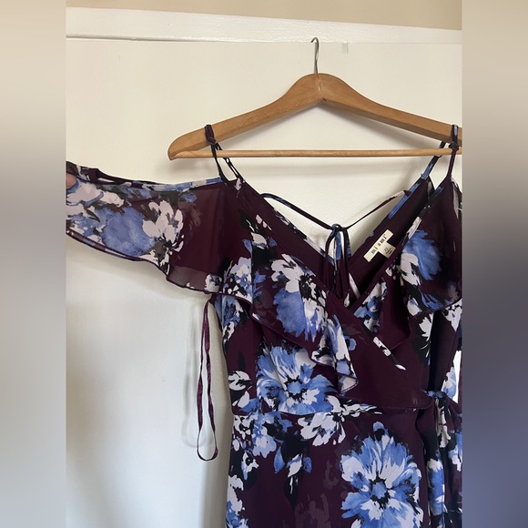 Francesca’s collection Floral Maxi dress - Picture 12 of 15